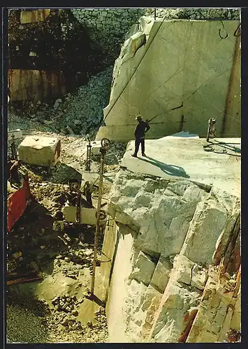AK Carrara, Bergarbeiter in den Marmorgruben