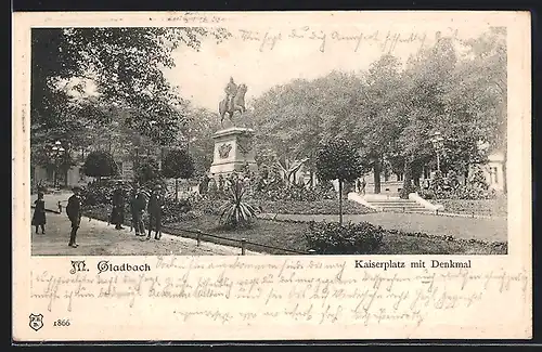 AK M. Gladbach, Kaiserplatz mit Denkmal