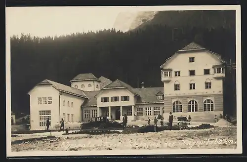 AK Ehrwald, Hotel an der Talstation der Zugspitzbahn