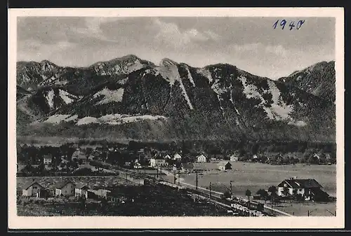 AK Raubling /Obb., Ortsansicht vor Bergen