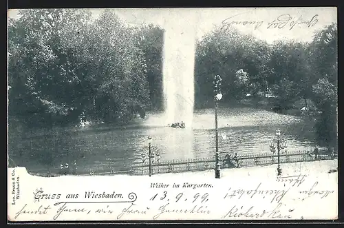 AK Wiesbaden, Weiher mit Fontaine im Kurgarten