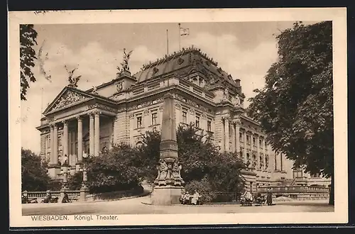 AK Wiesbaden, Kgl. Theater mit Obelisk