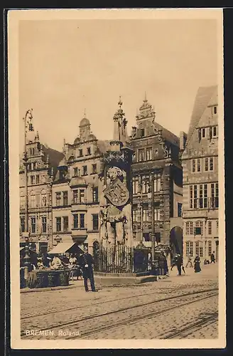 AK Bremen, Partie am Roland mit einem Ordnungshüter in Uniform