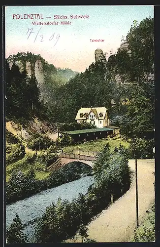 AK Hohnstein / Sa., Waltersdorfer Mühle und der Talwächter im Polenztal