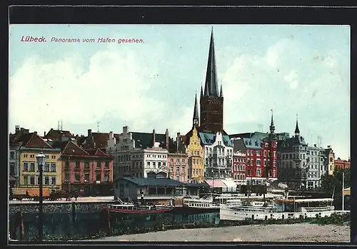 AK Lübeck, Panorama vom Hafen gesehen