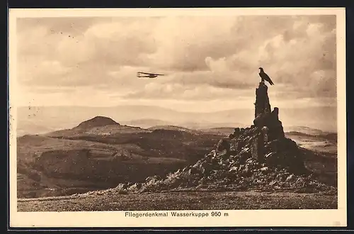 AK Segelflugzeug über dem Fliegerdenkmal Wasserkuppe