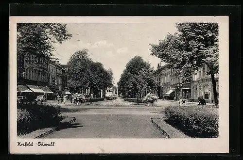 AK Krefeld, Ostwall mit Strassenbahn