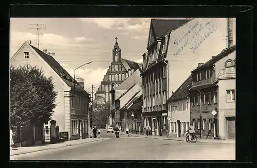 AK Kamenz, Weststrasse mit Passanten