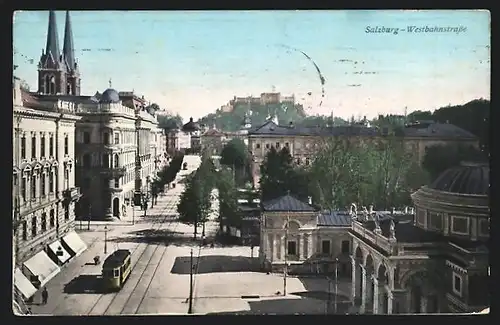 AK Salzburg, Westbahnstrasse, Blick die Strasse hinab mit Strassenbahn