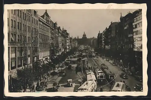 AK Prag, Strassenbahnen am Wenzelsplatz