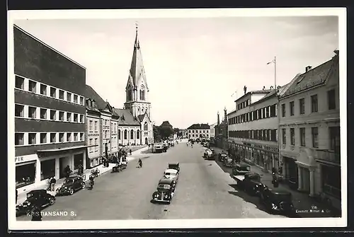 AK Kristiansand, Strassenpartie mit Oldtimern