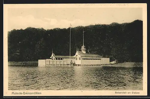 AK Malente-Gremsmühlen, Badeanstalt am Dieksee