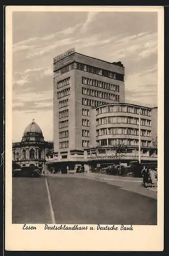 AK Essen, Strassenpartie mit Deutschlandhaus und Deutsche Bank