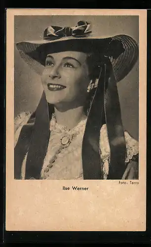 AK Schauspielerin Ilse Werner mit ausladendem Hut