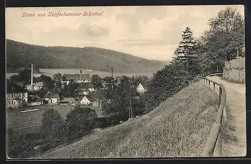 AK Kupferhammer-Grünthal, Blick von einem Weg auf die Ortschaft