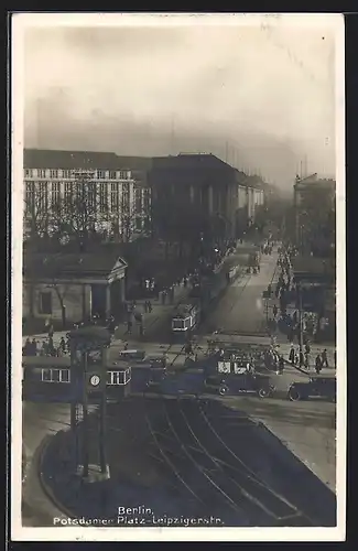 AK Berlin, Potsdamer Platz-Leipzigerstrasse mit Strassenbahnen