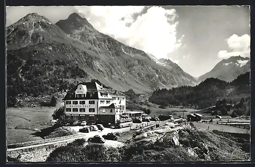 AK Maloja-Kulm /Engadin, Hotel Maloja-Kulm mit Piz della Margna