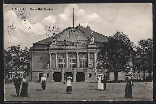 AK Cassel, Neues Kgl. Theater mit feinen Damen und Herren