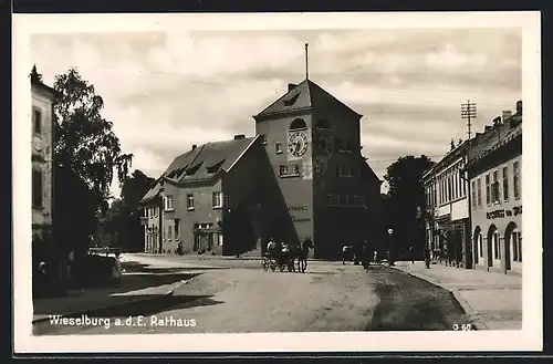 AK Wieselburg, Partie am Rathaus mit Geschäften