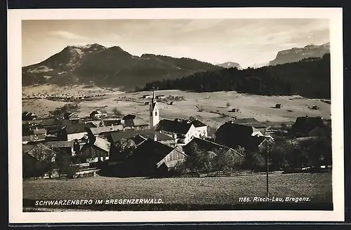 AK Schwarzenberg im Bregenzerwald, Ortsansicht mit Kirche