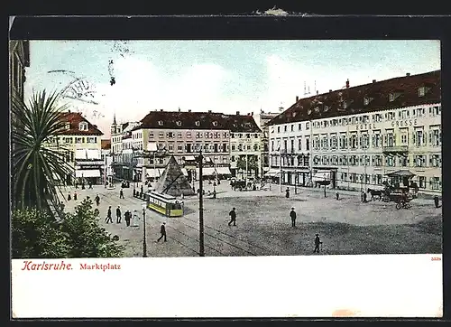 AK Karslruhe, Strassenbahn auf dem Marktplatz