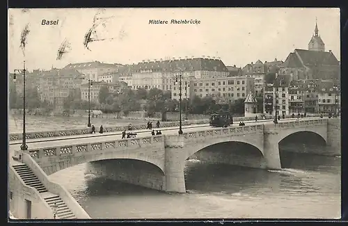 AK Basel, Strassenbahn auf der mittleren Rheinbrücke