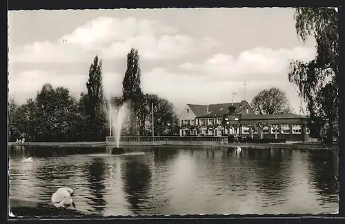 AK Willich, Fontaine im Volkspark