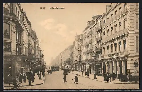 AK Lille, la rue Nationale, Strassenbahnen und Geschäfte