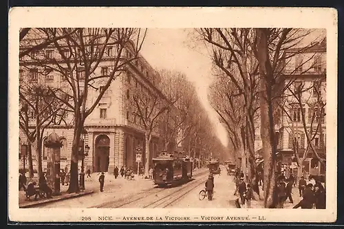 AK Nice, Avenue de la Victoire, Strassenbahn