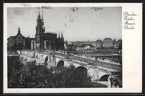 AK Dresden, Friedrich-August-Brücke mit Strassenbahn