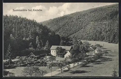 AK Kreischa / Erzgeb., Teufelsmühle am Waldrand