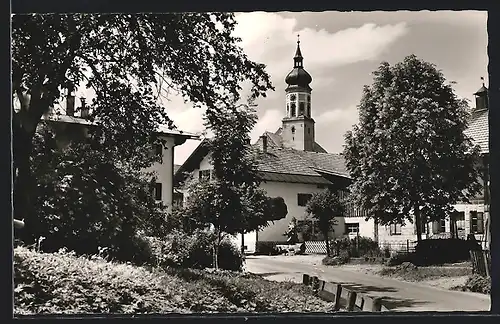 AK Wertach im Allgäu, Strassenpartie mit Kirche