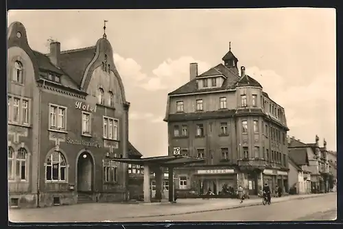 AK Bernsdorf / OL, Hotel Gasthof Grüner Wald, Ernst-Thälmann-Strasse
