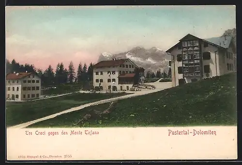 AK Cortina d`Ampezzo, Hotel Tre Croci gegen Monte Tofana