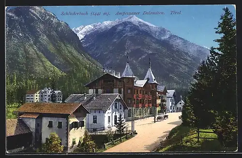 AK Schluderbach, Tirol, Strassenpartie mit Ampezzaner Dolomiten