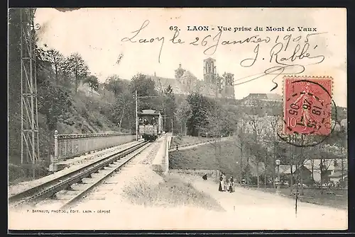 AK Laon, Vue prise du Mont-de-Vaux, Strassenbahn