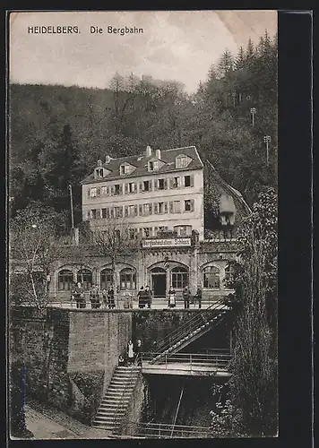 AK Heidelberg, Bergbahn fährt von der Station Schloss