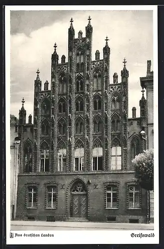 AK Greifswald, Altes Giebelhaus am Markt