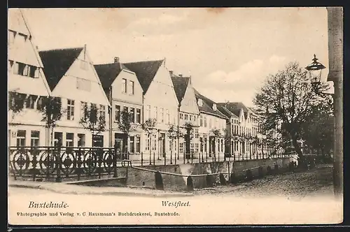 AK Buxtehude, Häuserzeile, Strasse am Westfleet