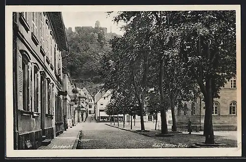 AK Landstuhl, Platz mit Blick auf die Burg