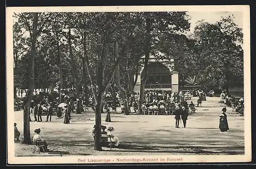 AK Bad Lippspringe, Nachmittags-Konzert im Kurpark