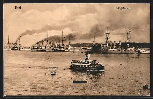 AK Kiel, Kriegshafen mit Kriegsschiffen