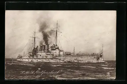 AK S. M. S. Ostfriesland im Wasser