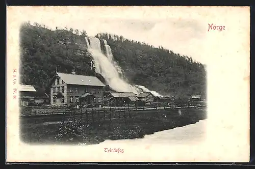 AK Tvindefos, Teilansicht mit Wasserfall