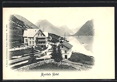 AK Mundal, Mundals Hotel