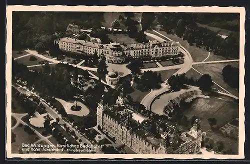 AK Bad Wildungen, Staatliches Badehotel und Hotel Fürstenhof, Luftbild