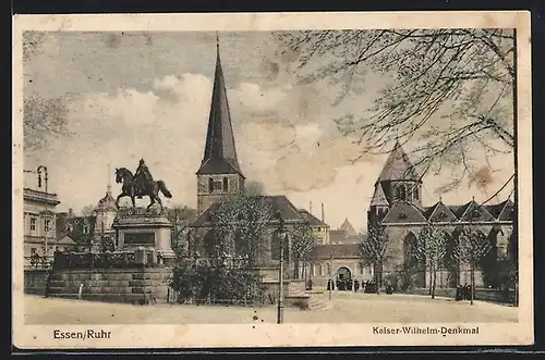 AK Essen /Ruhr, Kaiser-Wilhelm-Denkmal und Kirche