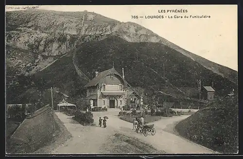 AK Lourdes, La Gare du Funiculaire, Les Pyrénées