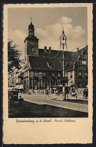 AK Brandenburg / Havel, Strassenpartie am Neustädtischen Rathaus