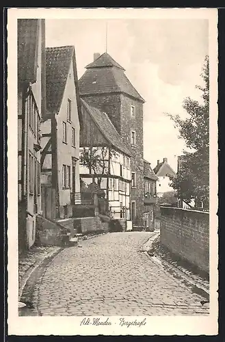 AK Menden / Sauerland, Bergstrasse mit Fachwerkhaus